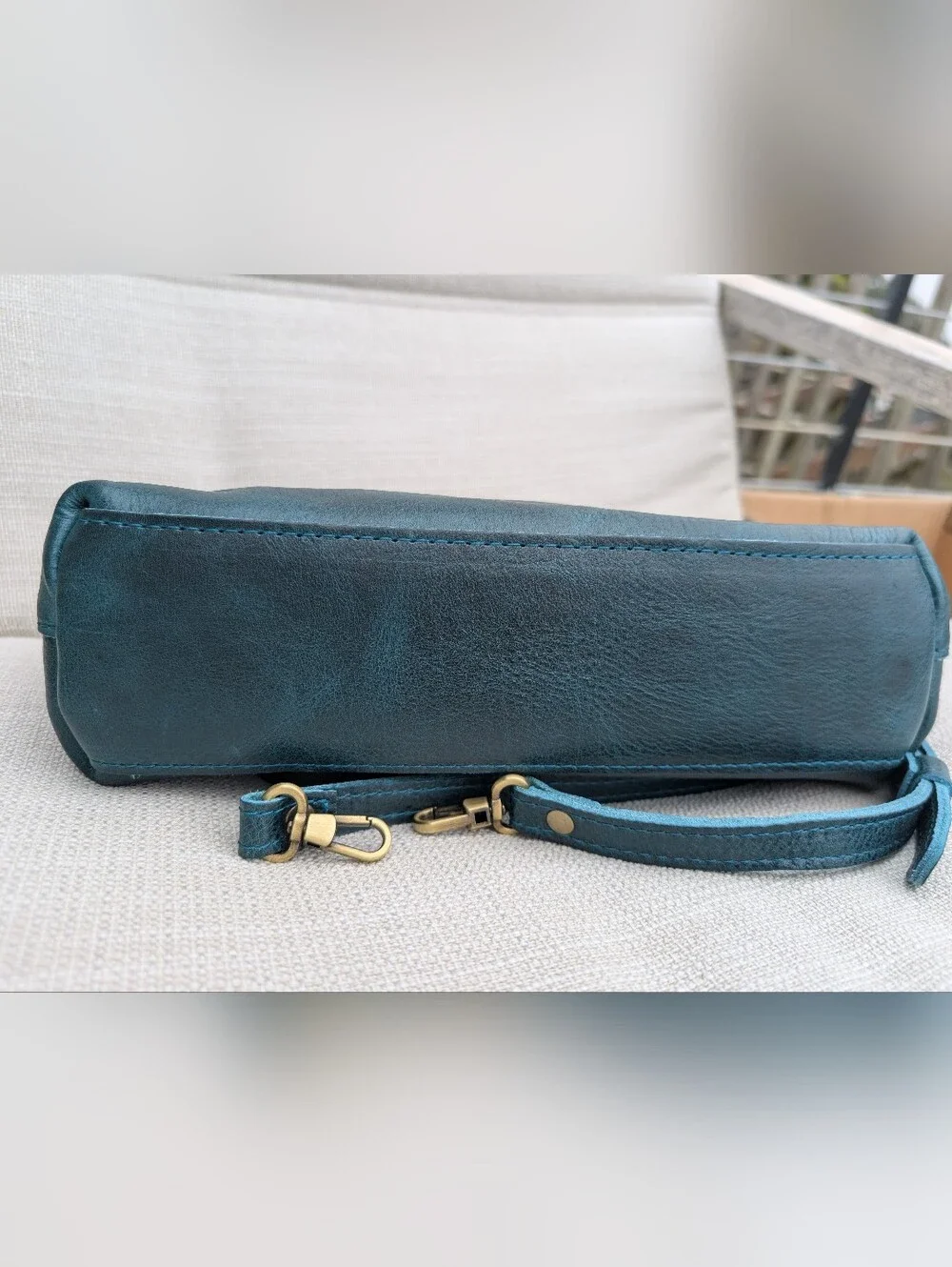 Portland Leather Goods Large Poppy Crossbody in Lagoon - Excellent Condition